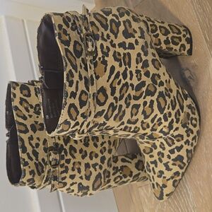 2 Lips Too Leopart Print Booties